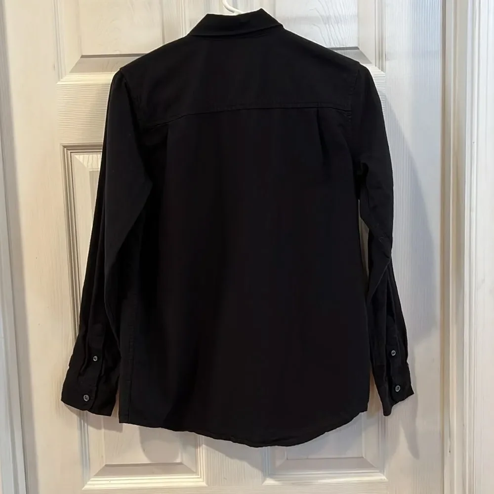 The Childrens Place youth boys size 16 black button down shirt.